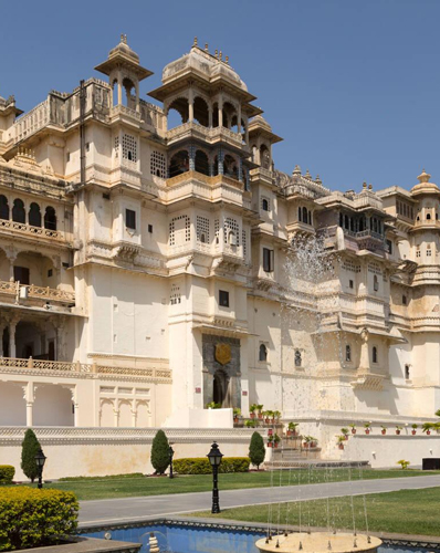 Full Day Udaipur Sightseeing Tour